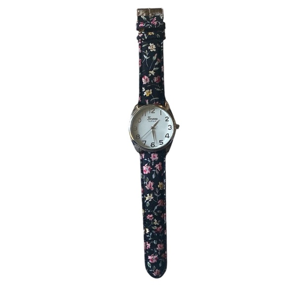 Geneva Platinum Women’s Floral Watch - Picture 2 of 14